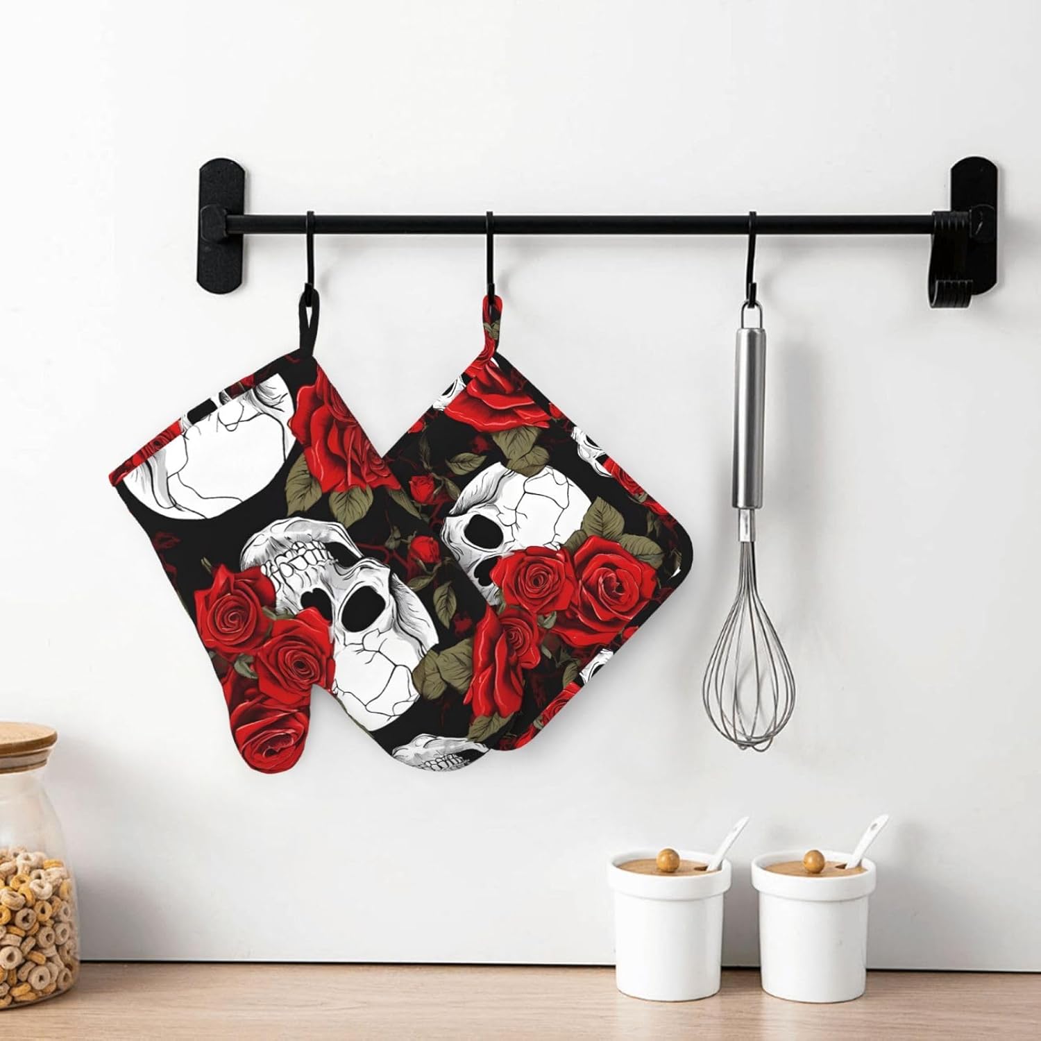 Halloween Spooky Oven Mitts Pot Holders Set