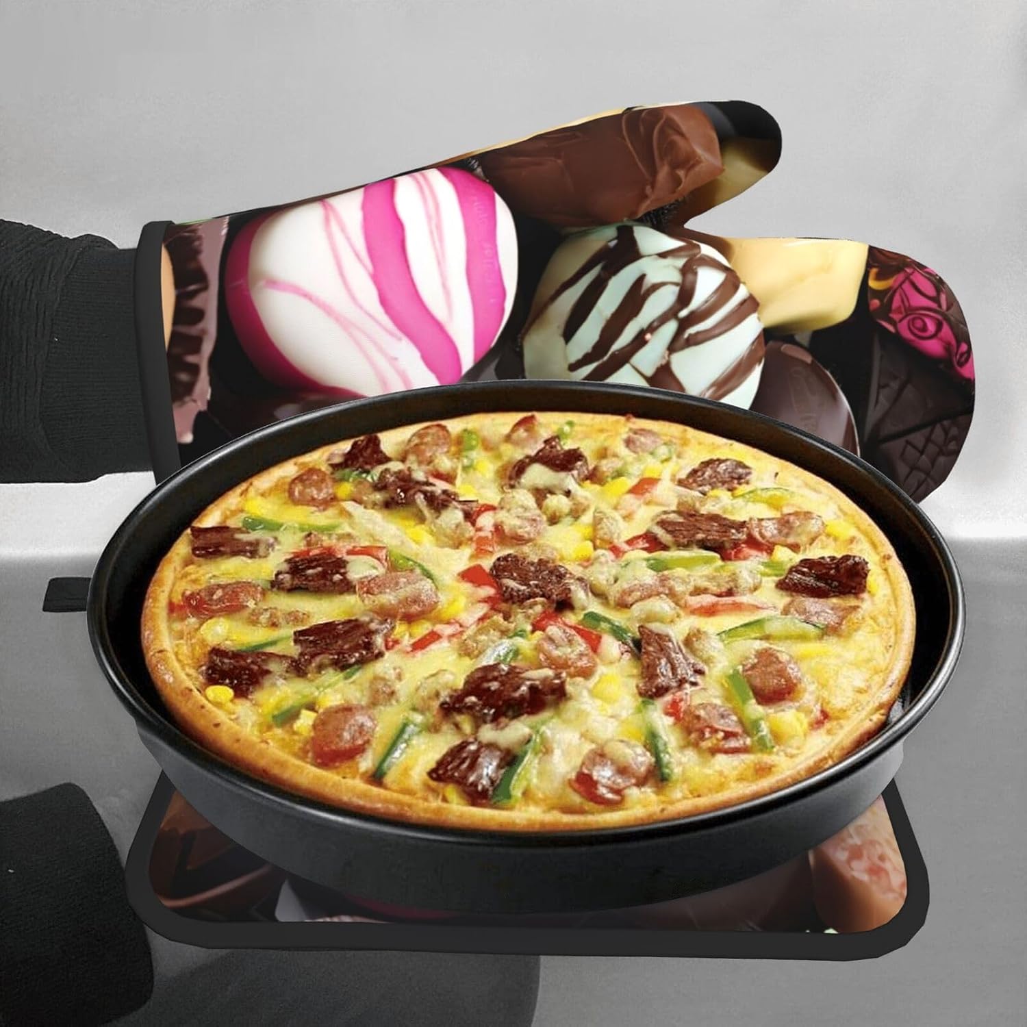Quopvn Chocolate Printed Oven Mitts and Pot Holders Set