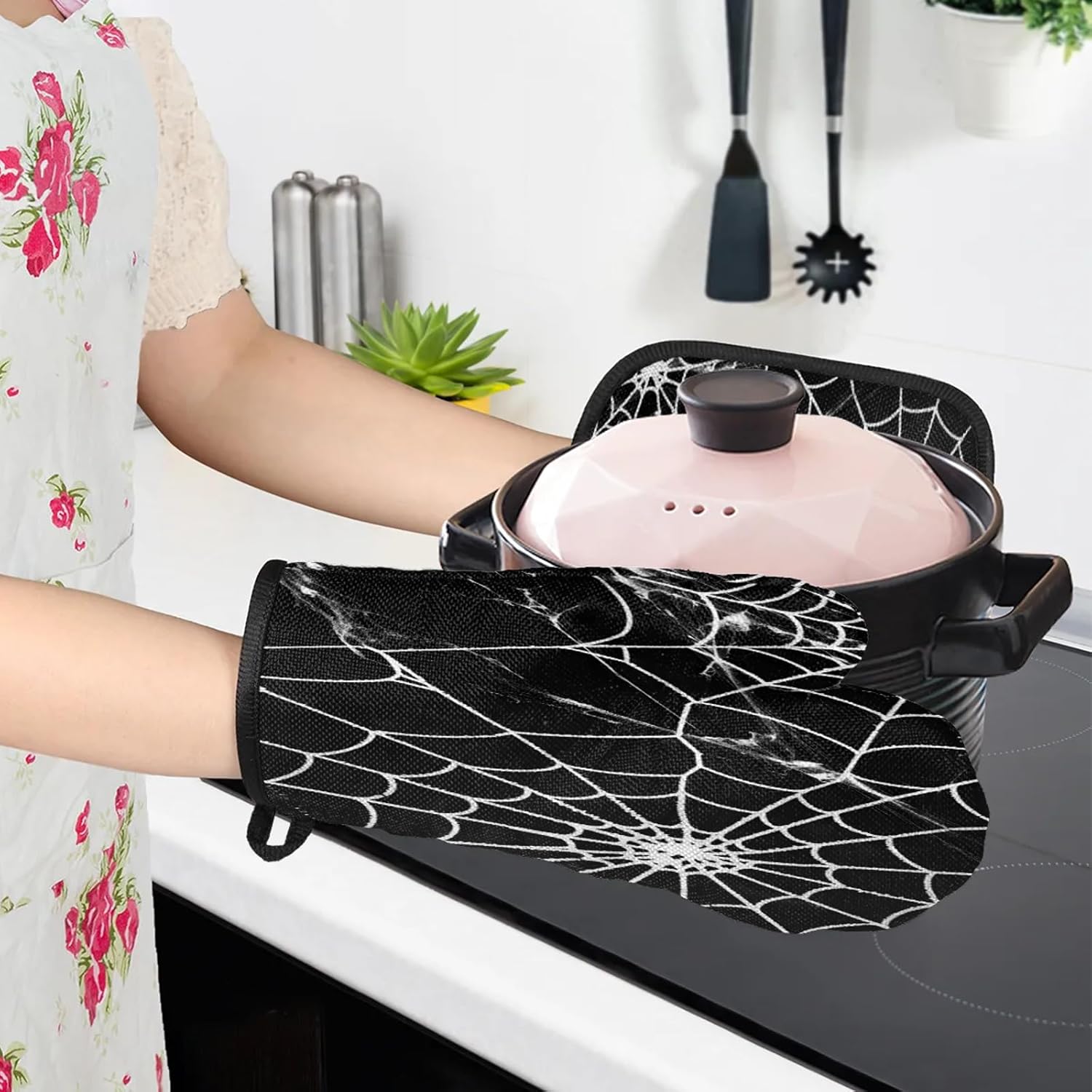 TropicalLife 4Pc Oven Mitts and Pot Holders Set