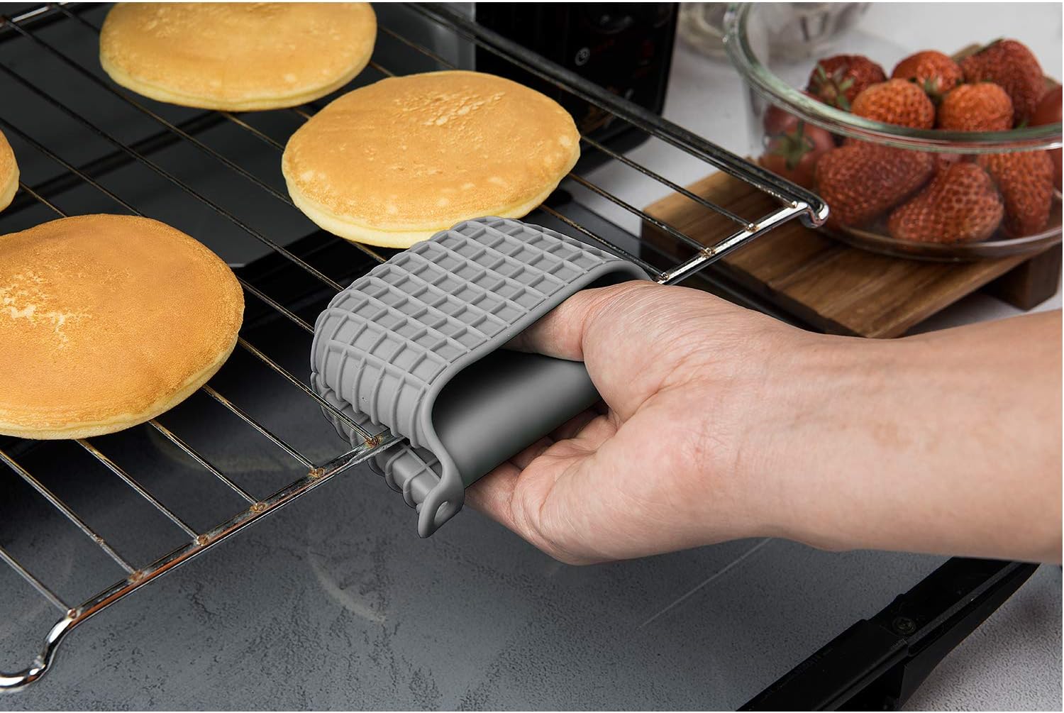 Premium Silicone Oven Mitts - Heat-Resistant Anti-Scald Pairs
