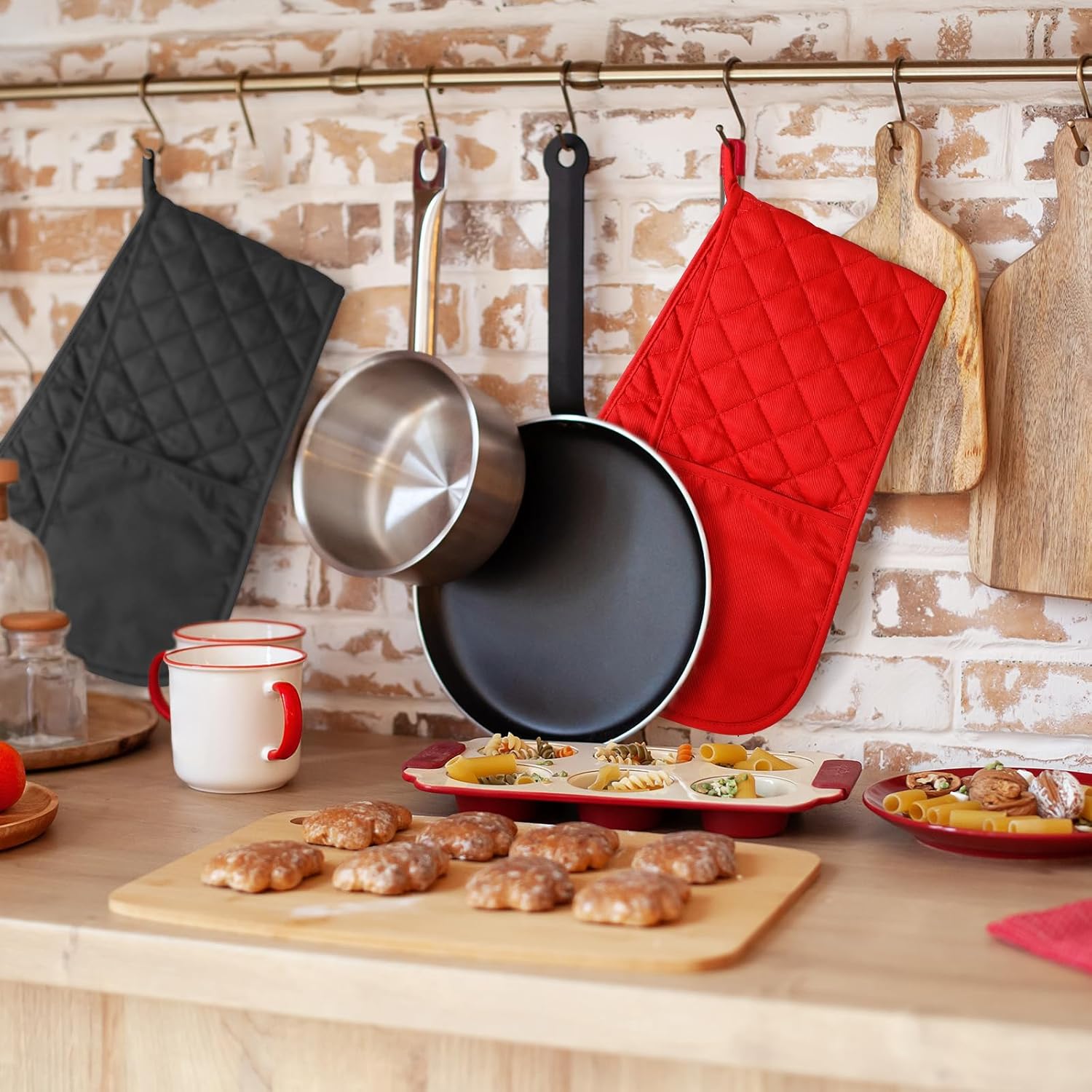 TecUnite 4-Piece Heat-Resistant Oven Mitt Set Durable Kitchen Essentials