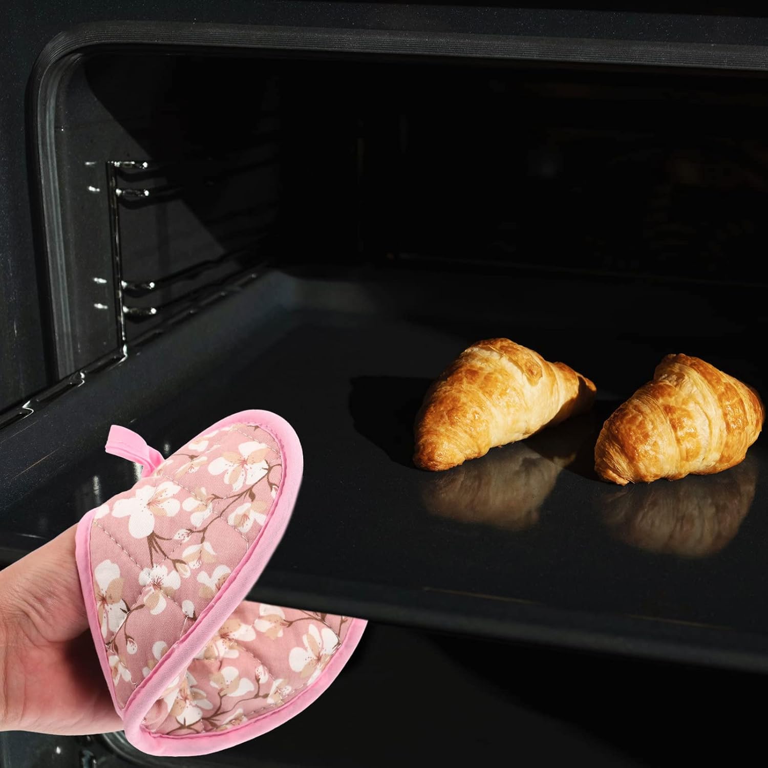 TOFFICU 2Pcs Baking Gloves Micro Mitts Cooking Finger mitts_OPTIMIZED_10-members