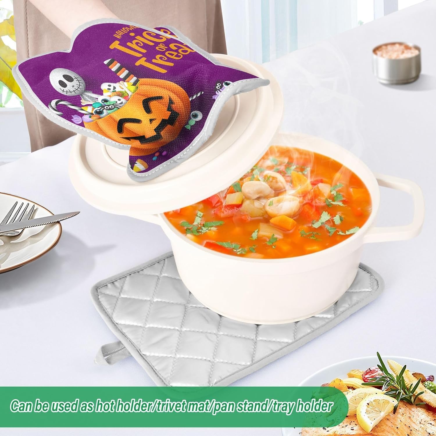 Halloween Trick-or-Treat frightening Ghost and Pumpkin Pot Holder Set