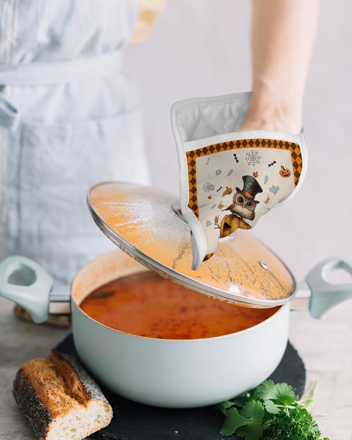 Gehucoxee Rustic Halloween Pot Holder Set - Non-Slip Kitchen Mitts 3-Pack