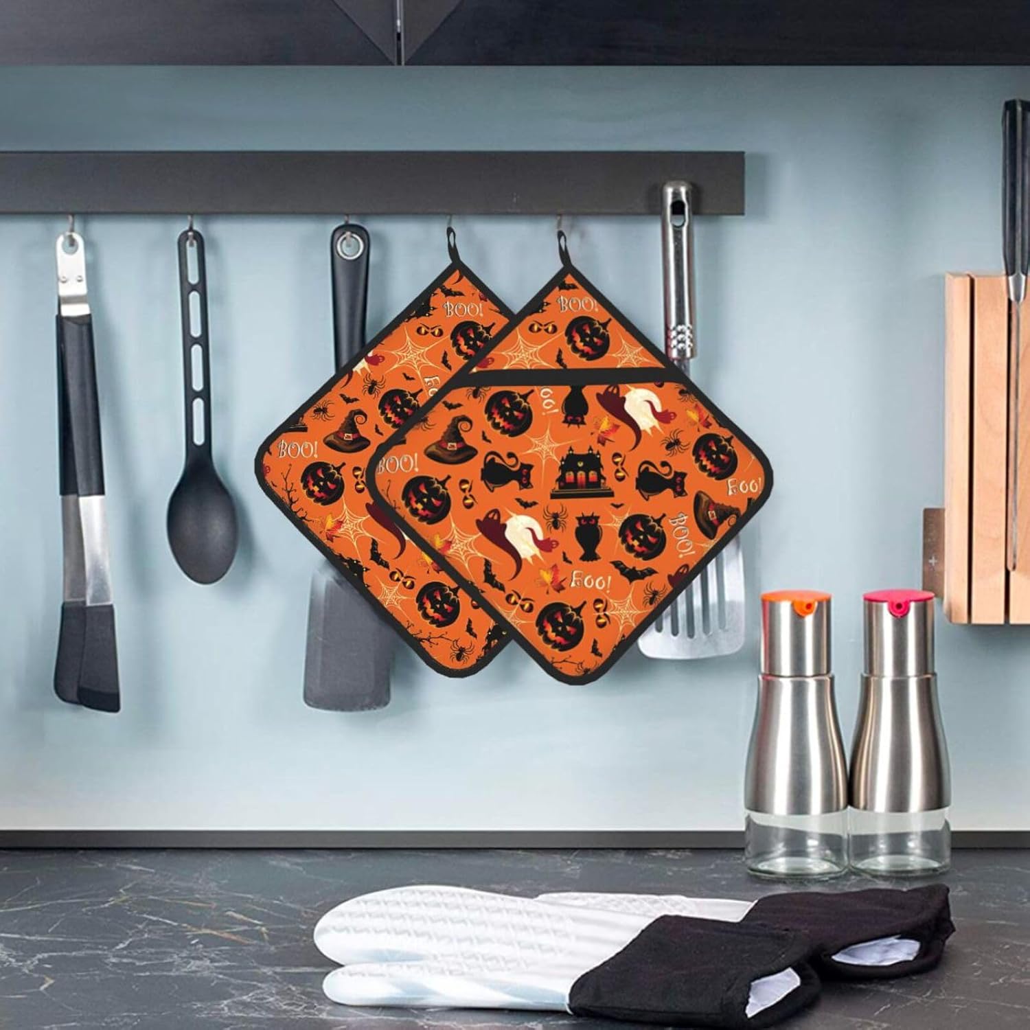 Halloween Heat-Resistant Microwave Gloves Safe for the Kitchen