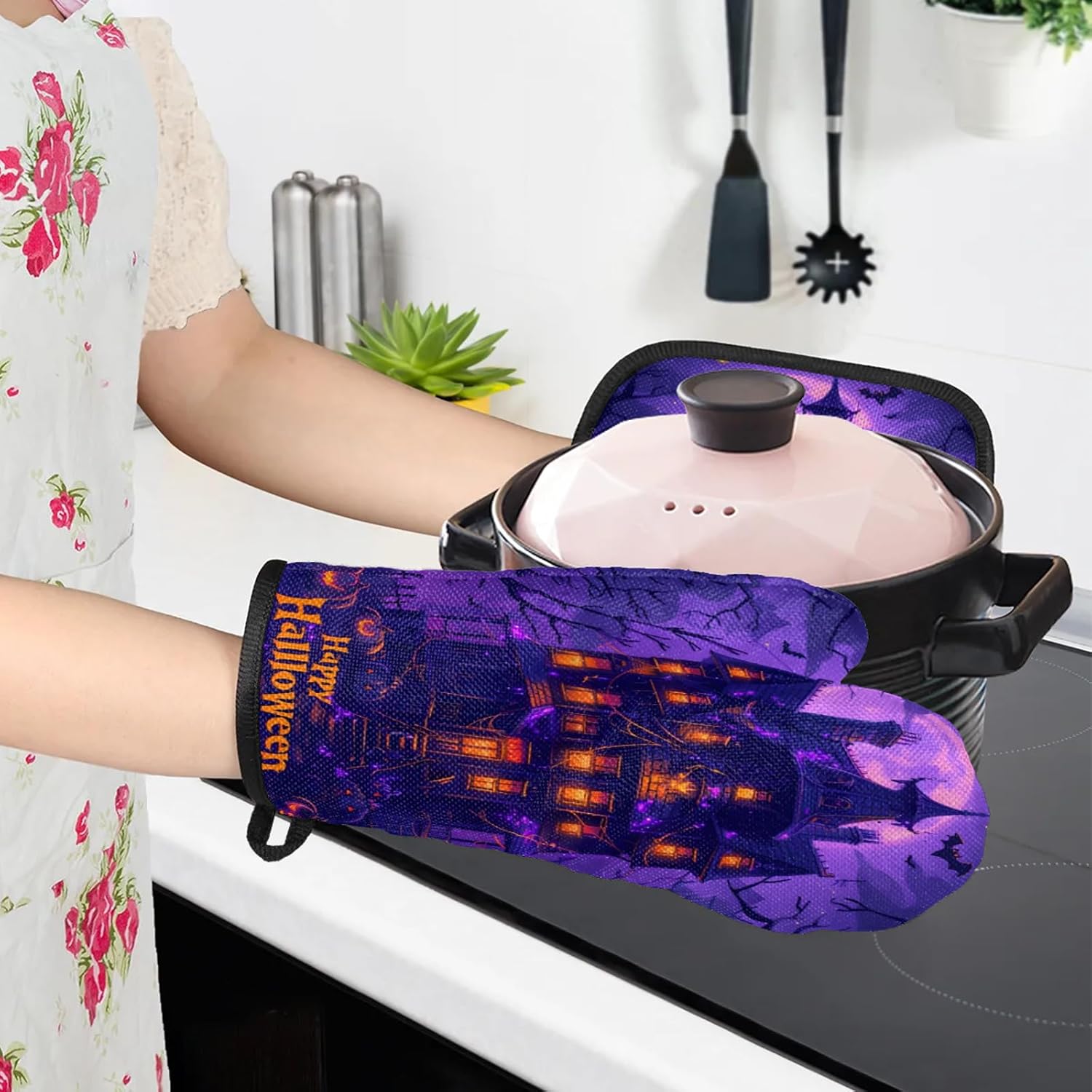 TropicalLife Halloween Oven Mitts and Pot Holders 4 Pcs Set