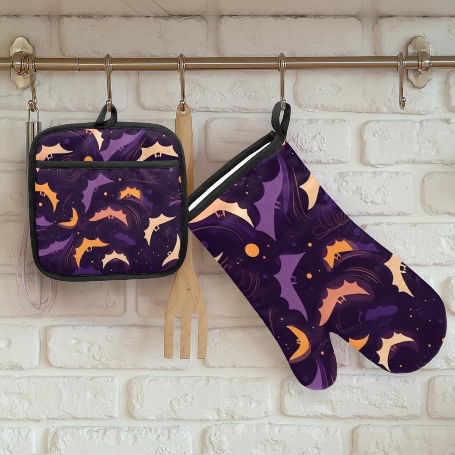 Halloween Cute Bats Oven Mitts Pot Holders Set of 2
