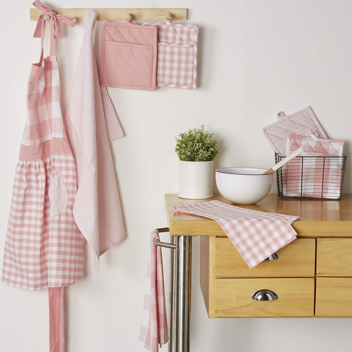 DII Gingham POTHOLDER SET Pink Heat-Resistant Kitchen Linens