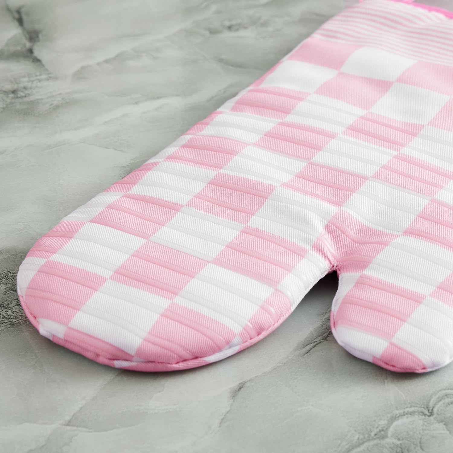 Pink Checkered Oven Mitts Heat Resistant Heat-Insulated Knoxville Kitchen Cookware Protection