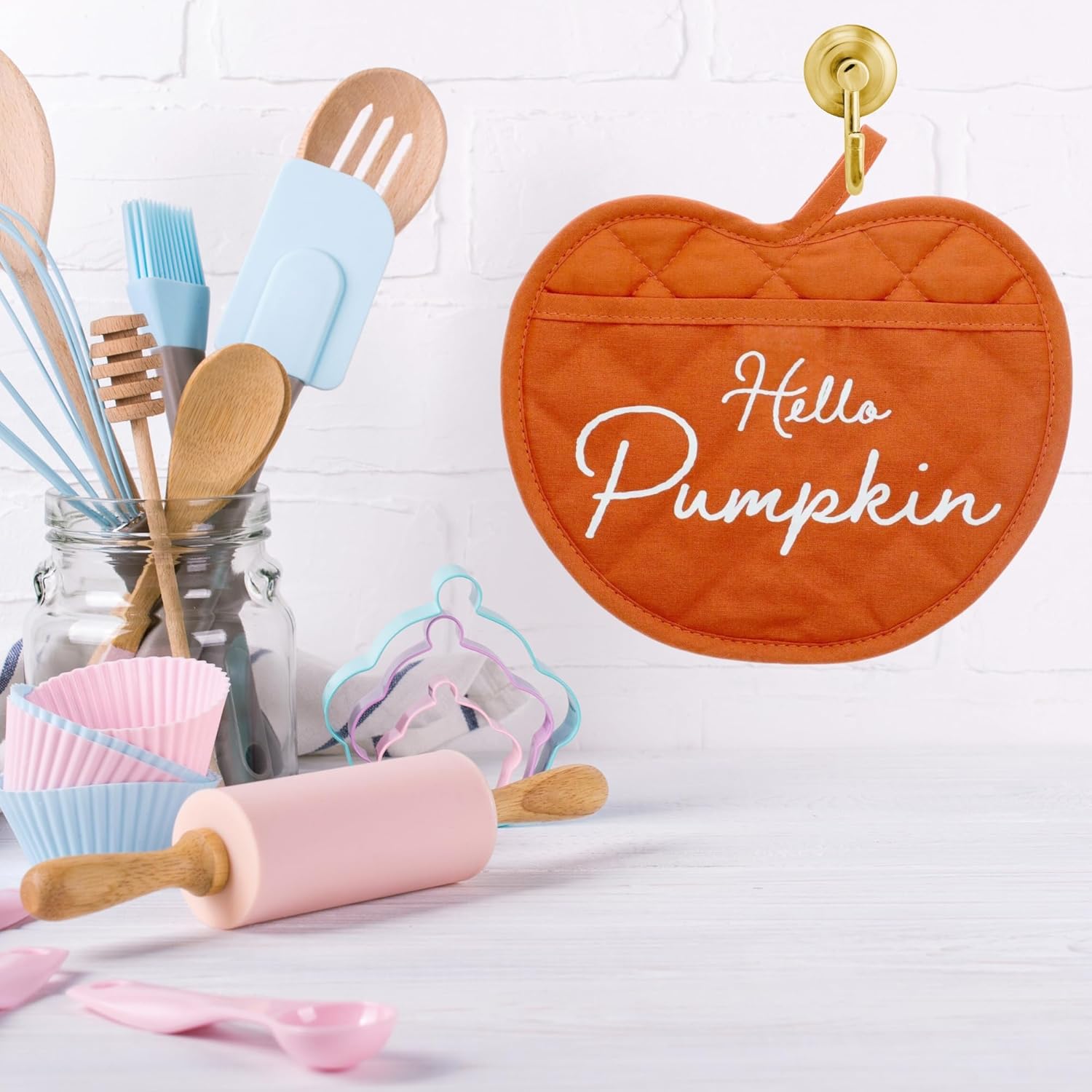 A1U Orange Pumpkin Shaped Oven Mitt Set of 2