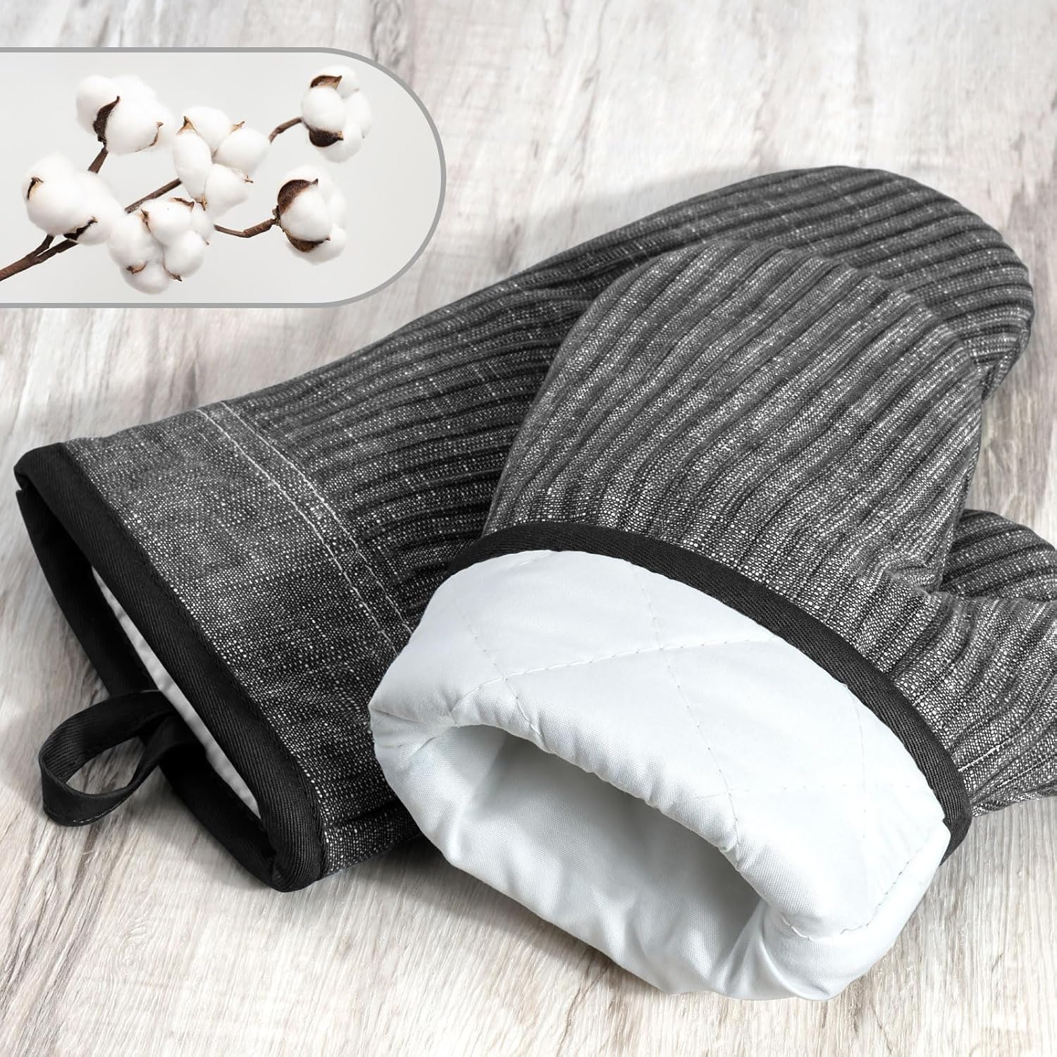 Cusira Premium Oven Mitts Pot Holder Set