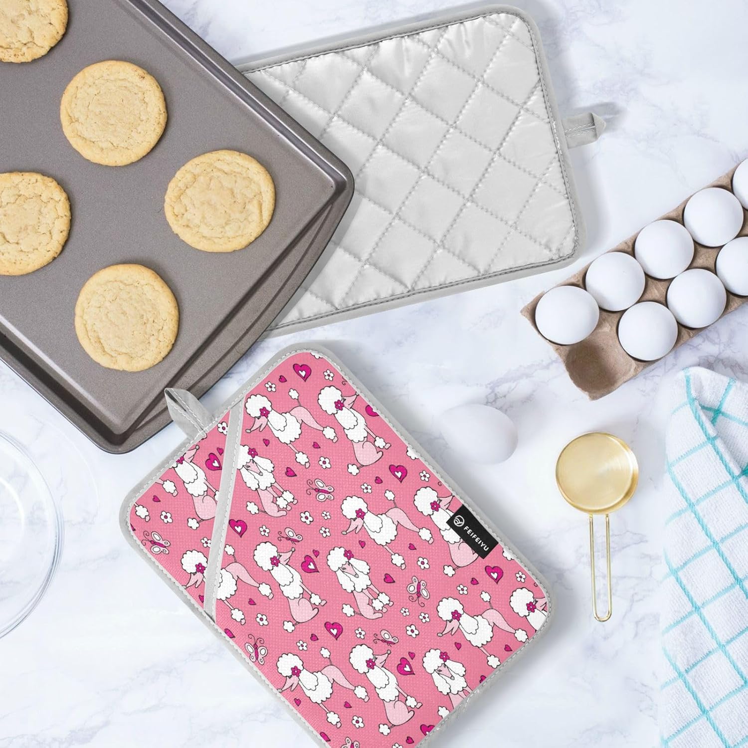 Perfect Heat-Resistant Potholders Two-Piece Kitchen Mitt Set