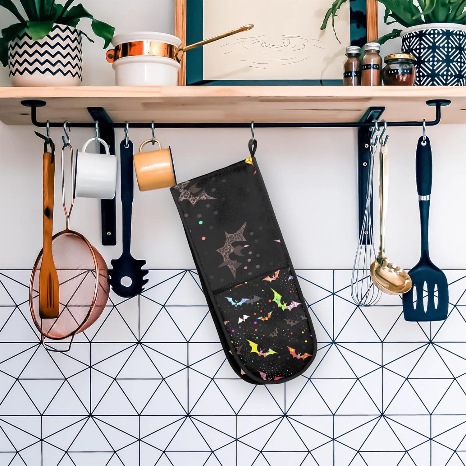 Halloween Geometric Bats Oven Mitts Heat-Resistant FUN to Use