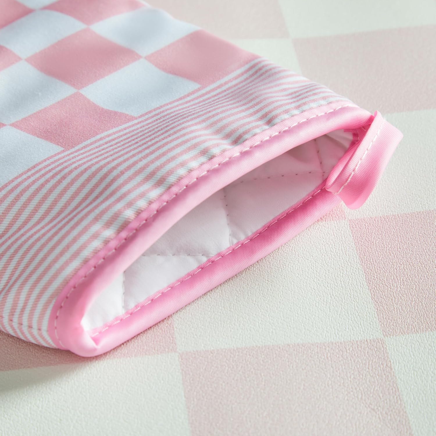 Pink Checkered Oven Mitts Heat Resistant Heat-Insulated Knoxville Kitchen Cookware Protection