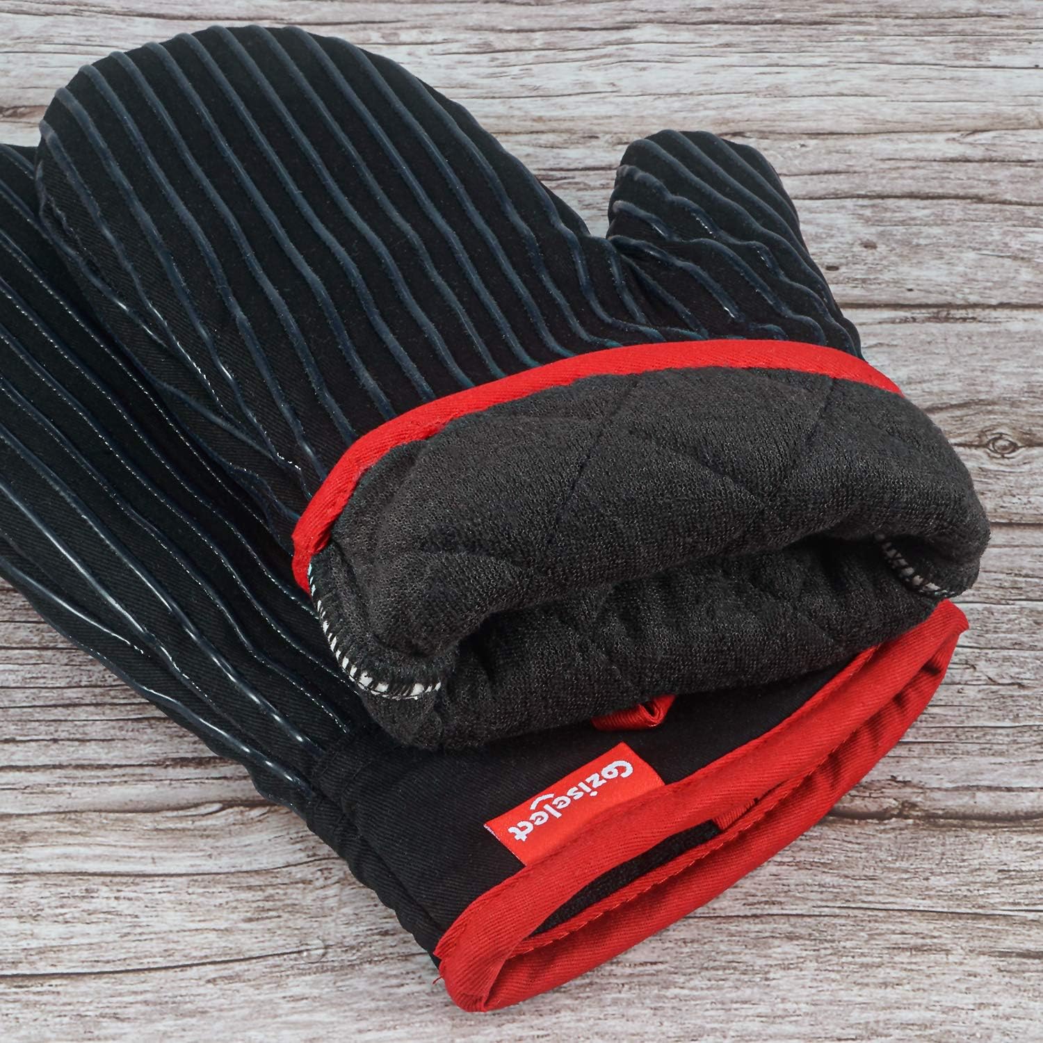 Safe Heat-Resistant Oven Mitts Set