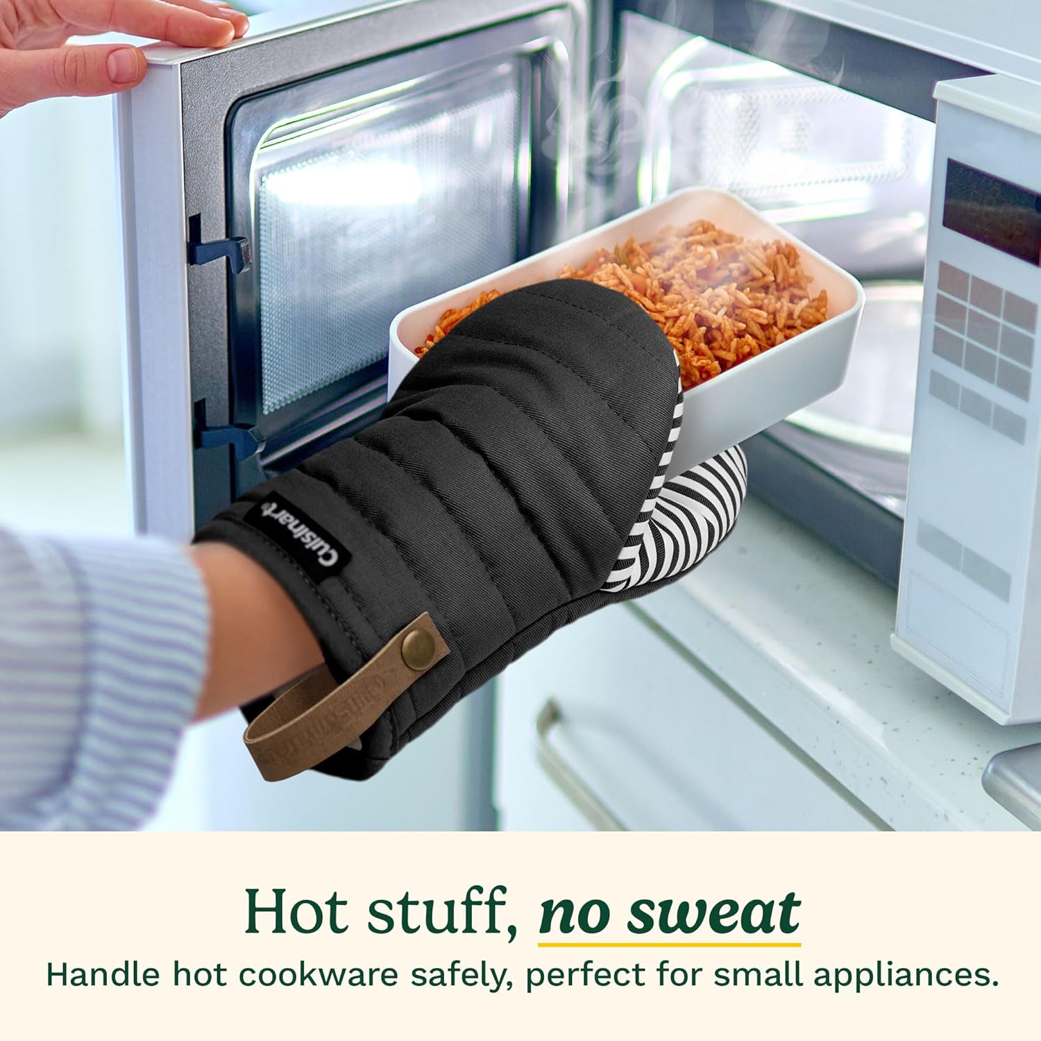 Keep hands safe with the Cuisinart Mini Oven Mitts