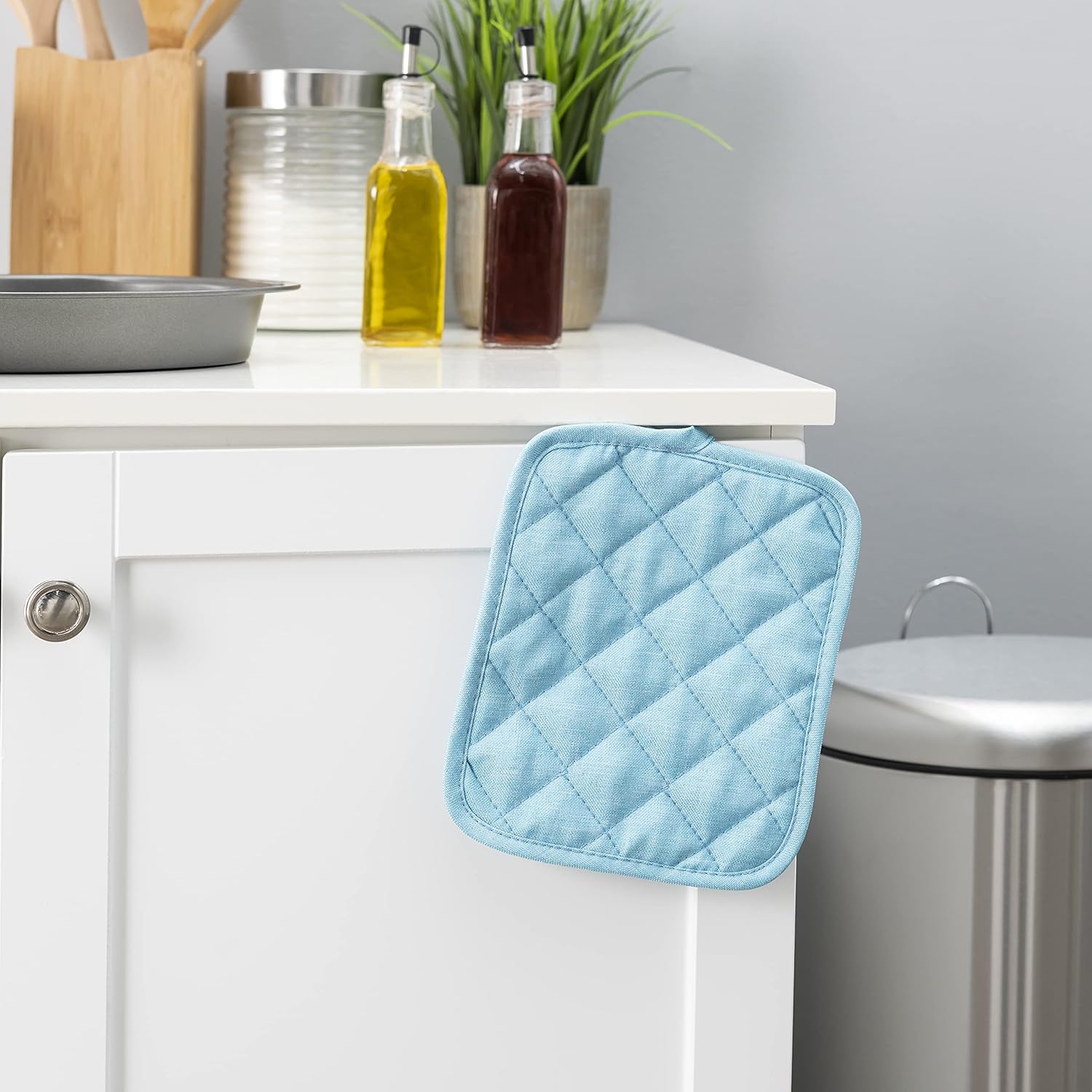 Tiles to Keep Your Hot Pots Safe