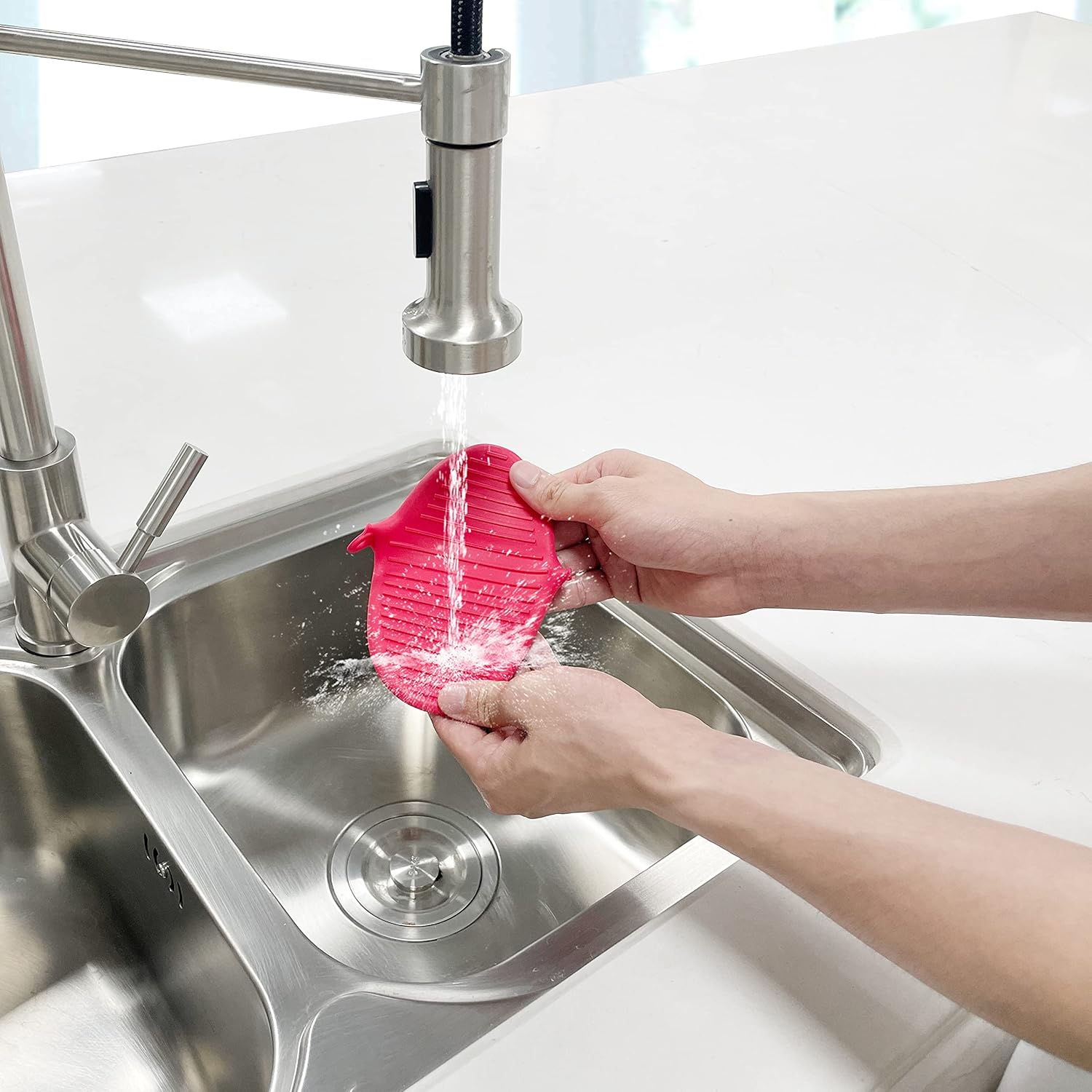 Thickened Mini Silicone Oven Mitts Heat-Resistant Glove for Cooking Baking Red