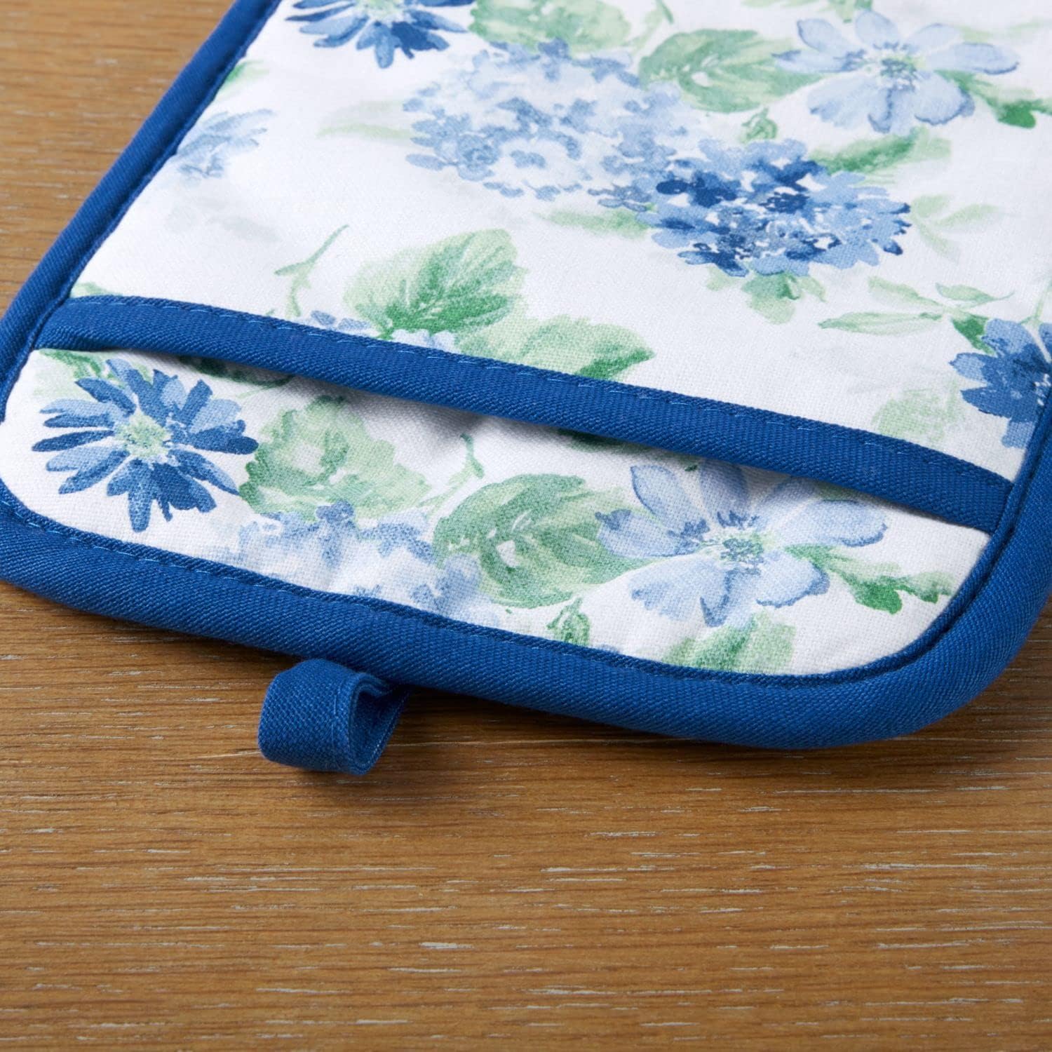 Martha Stewart Amber Floral Oven Mitt Set 2 Pack