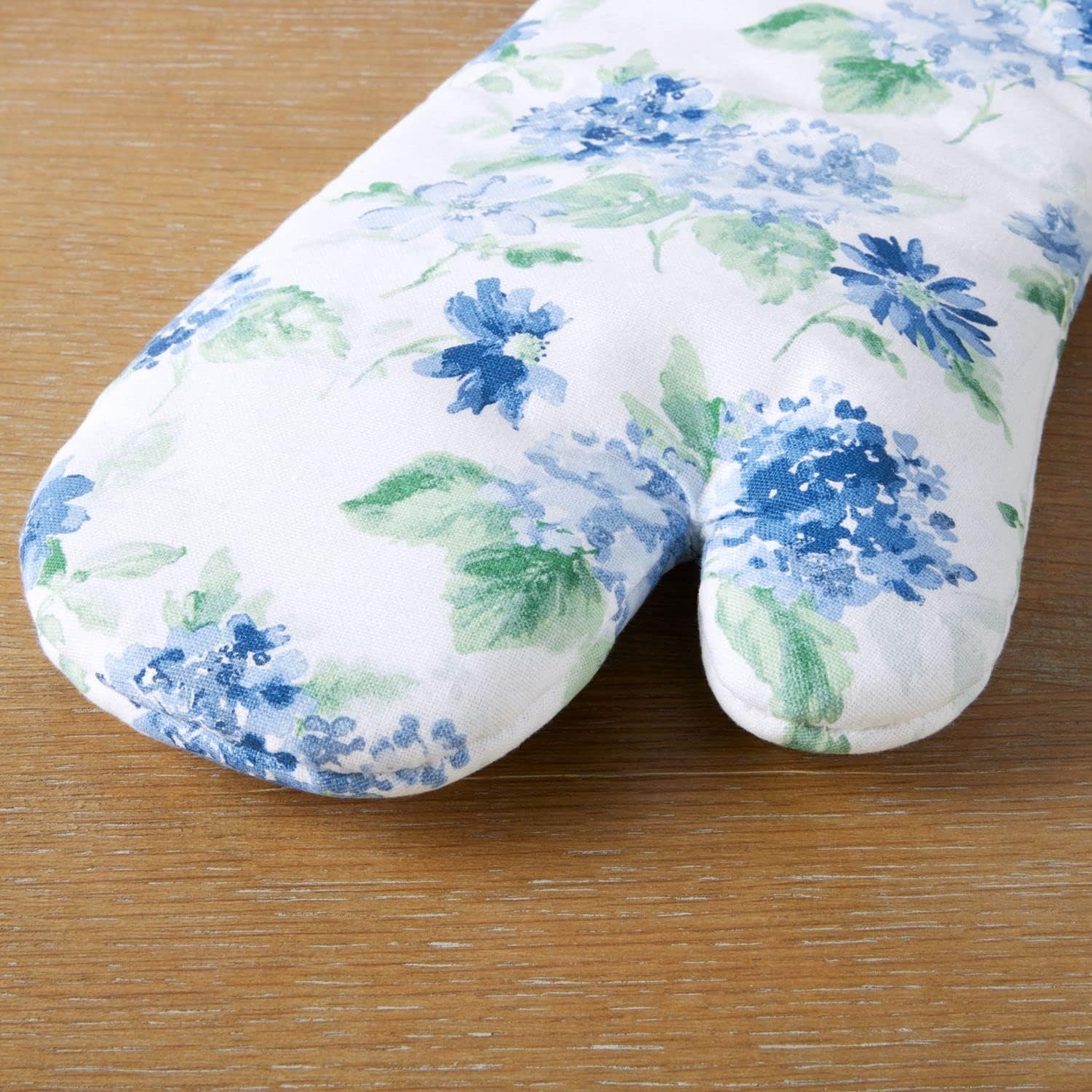 Martha Stewart Amber Floral Oven Mitt Set 2 Pack