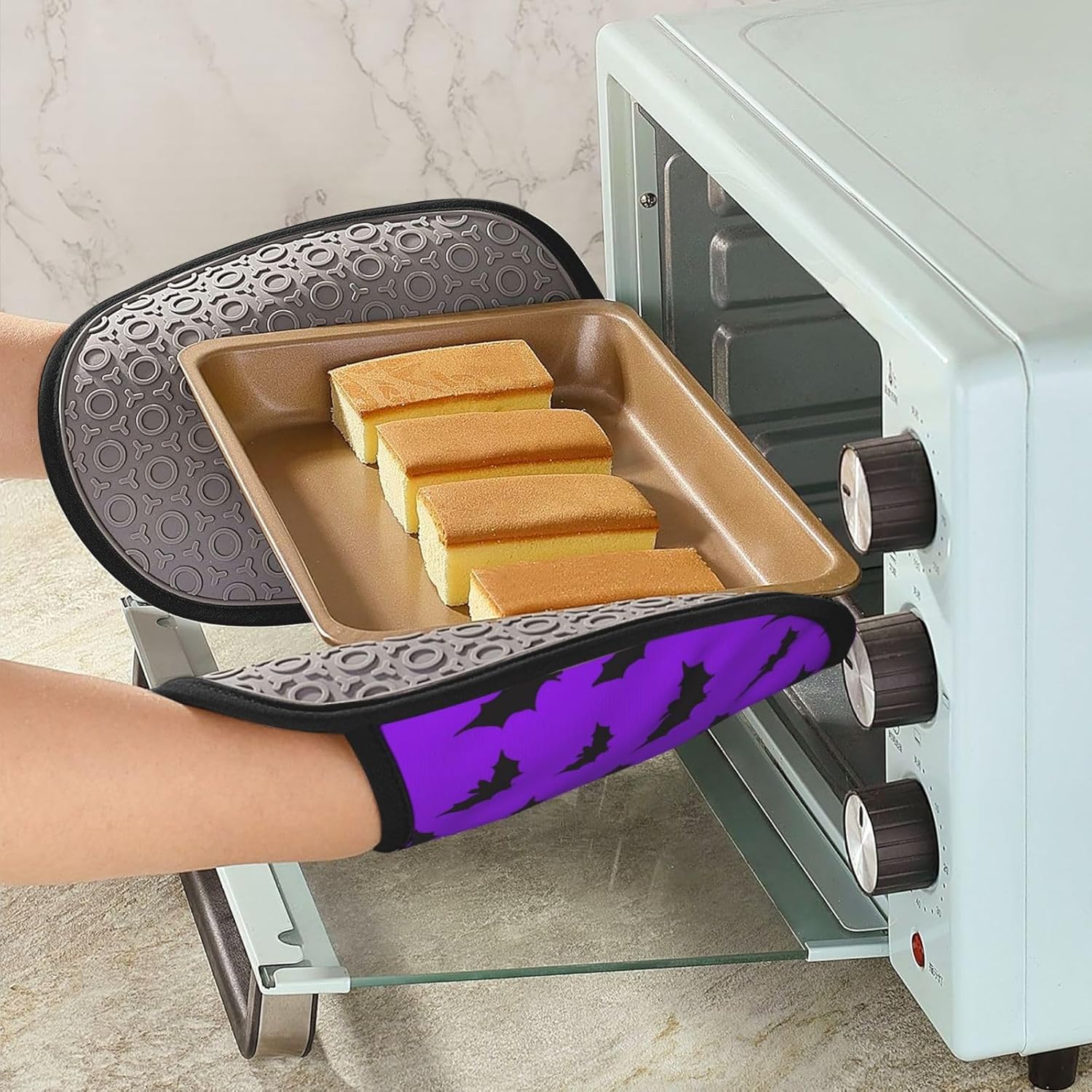 2PCS Cute Bats Halloween Oven Mitts with Pocket and Hanging Loop