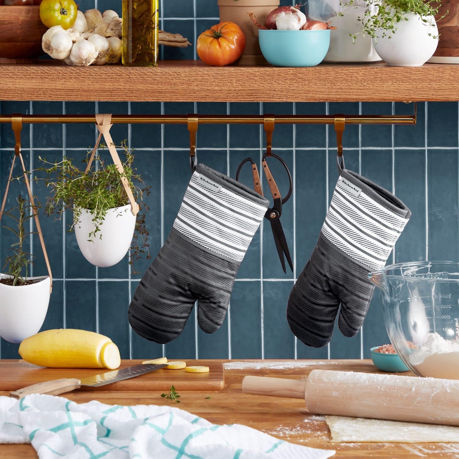 KitchenAid Albany Oven Mitt 2-Pack Set