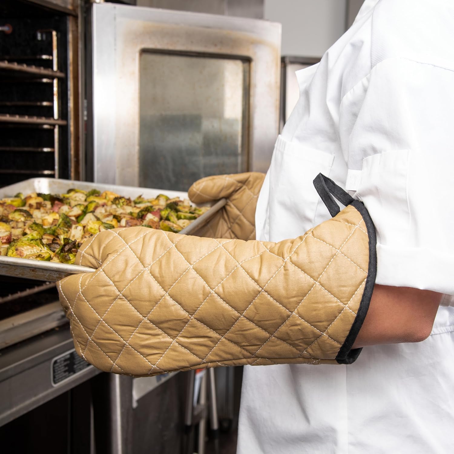 San Jamar 17 Tan Oven Mitts with Heat Protection