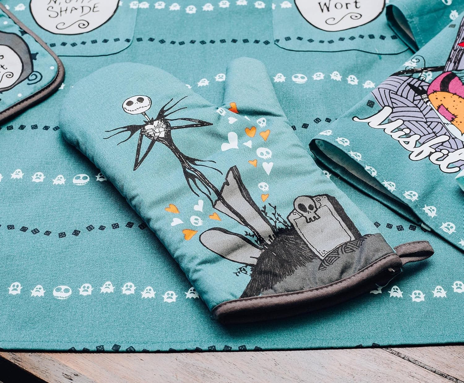 Ukonic Nightmare Before Christmas Jack and Sally Oven Mitt