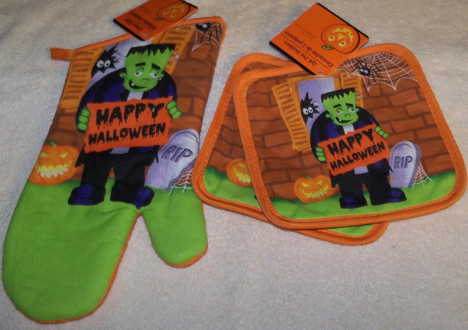 Halloween 2 Pot Holder Set Oven Mitt