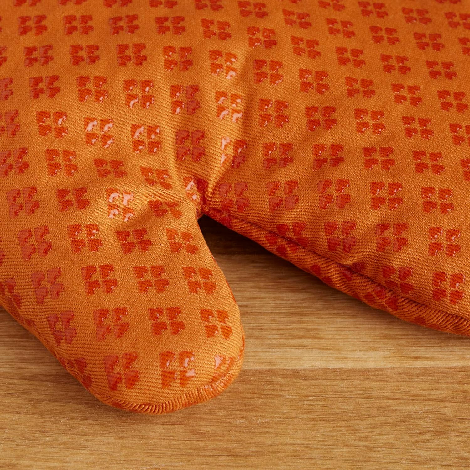 Heat-Resistant KitchenAid Asteroid Oven Mitt Set Protect Your Hands