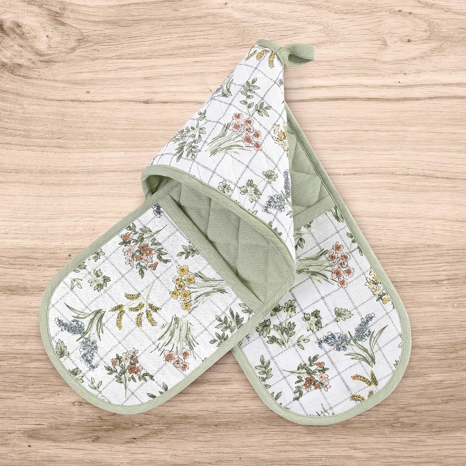 Rhoda French Countryside Quilted Oven Mitt Sage Green